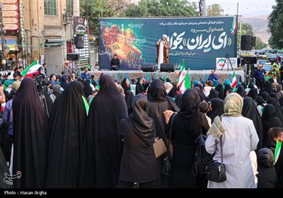 همخوانی سرود (ای ایران بخوان) در زنجان