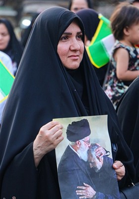 همخوانی سرود (ای ایران بخوان) در زنجان