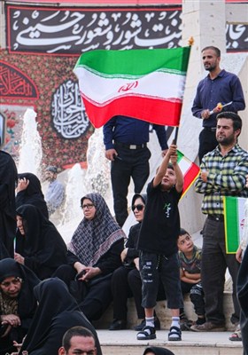 همخوانی سرود (ای ایران بخوان) در زنجان