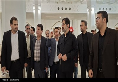 بازدید استاندار قم از پروژه صحن شرقی حرم حضرت معصومه(س)