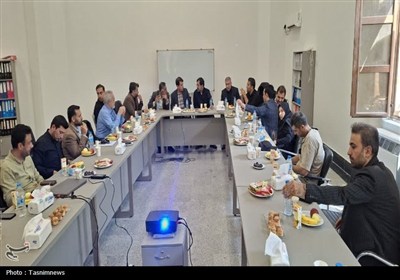 بازدید استاندار قم از پروژه صحن شرقی حرم حضرت معصومه(س)