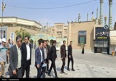 بازدید استاندار قم از پروژه صحن شرقی حرم حضرت معصومه(س)
