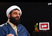 درگیری غرب با ایران بر سر حاکمیت الهی یا اومانیسم است