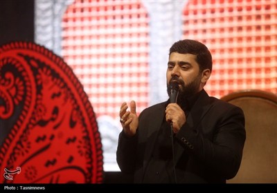 عزاداری زائران حرم بانوی کرامت در شب شهادت حضرت رقیه(س)