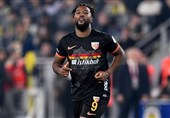 Esteghlal Completes Signing of Duckens Nazon