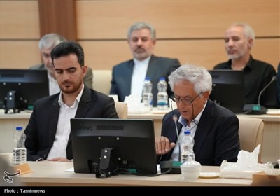 دیدار رئیس جمهور با فعالین سیاسی-اجتماعی استان زنجان