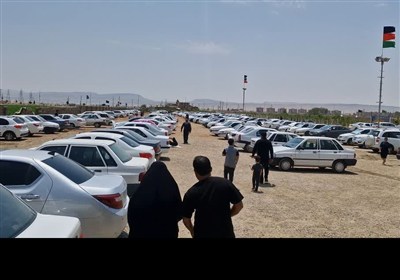 خدمت‌رسانی به زائران اربعین حسینی در موکب مردمی حضرت صاحب الزمان (عج) کوهدشت
