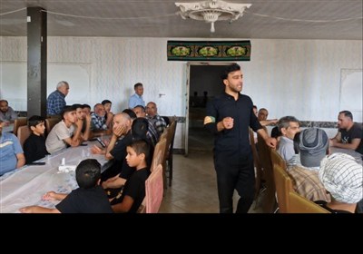 خدمت‌رسانی به زائران اربعین حسینی در موکب مردمی حضرت صاحب الزمان (عج) کوهدشت