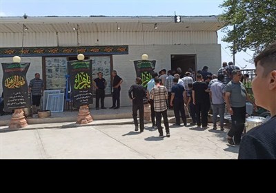 خدمت‌رسانی به زائران اربعین حسینی در موکب مردمی حضرت صاحب الزمان (عج) کوهدشت