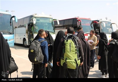 بدرقه ۲۷۰ زائر اربعین از مصلی کرمان