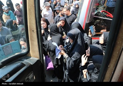 بدرقه ۲۷۰ زائر اربعین از مصلی کرمان