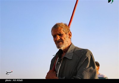 حرکت نمادین ورود کاروان اسرای کربلا به شام در ده‌زیار کرمان
