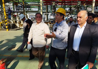 بازدید رییس و اعضای کمیسیون اقتصادی مجلس شورای اسلامی از کارخانه خودروسازی فردا موتور