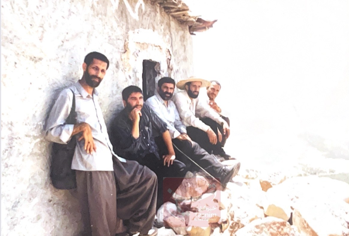 جمعی از فرماندهان سپاه که بعد از 29 سال دوباره کنار هم جمع شدند + عکس 2