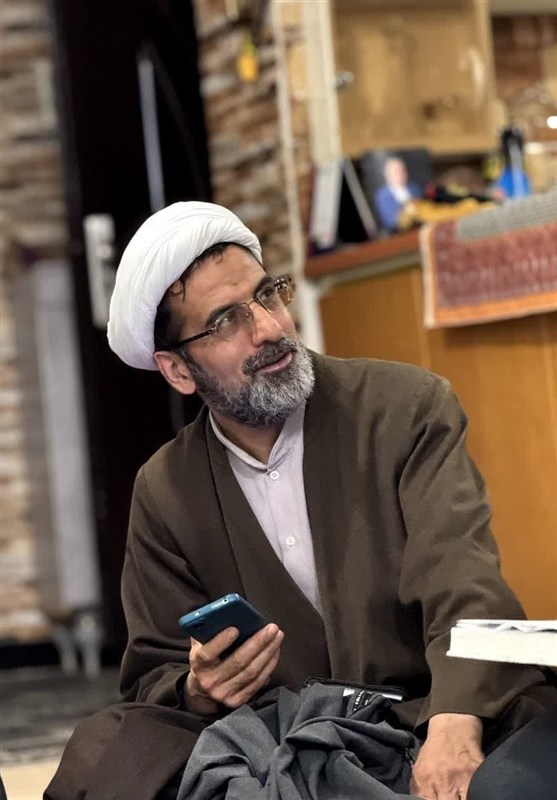 اعضای روحانی مبلغ به بیماران نیازمند اهدا شد 3