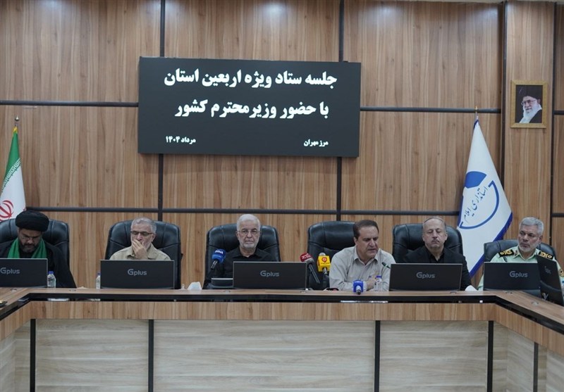 وزیر کشور: روزانه 200 هزار زائر از مرز مهران تردد می‌کنند