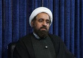 رسانه در افشای دروغ‌های جریان استکبار پیشگام باشد