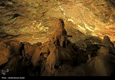 بازدید خبرنگاران از غار علیصدر همدان