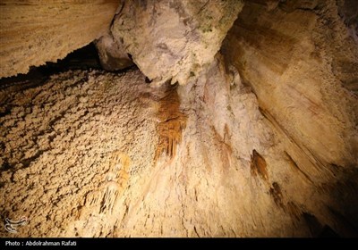 بازدید خبرنگاران از غار علیصدر همدان