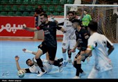دیدار تیم‌های فوتسال گیتی‌پسند اصفهان و فولاد هرمزگان