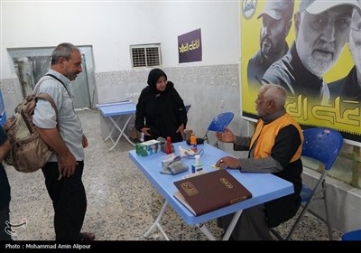 کادر درمان در خط مقدم خدماترسانی به زائران اربعین حسینی