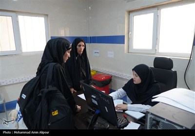 ارائه خدمات رایگان پزشکی مرکز درمانی در نقطه صفر مرزی شلمچه