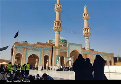 حال و هوای معنوی مسجد کوفه و سهله در ایام اربعین حسینی