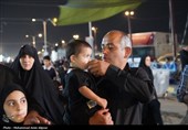 حضور کودکان در مسیر اربعین