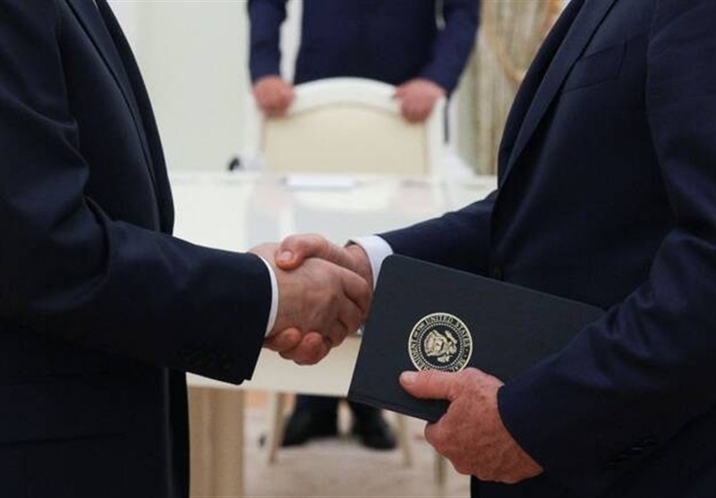 Russia Arrests Man Accused of Passing Satellite Secrets to US
