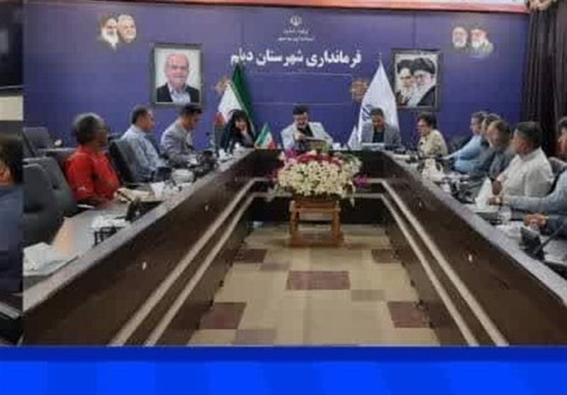 آغاز لایروبی کانال دسترسی بندر دیلم برای ایمن‌سازی تردد شناورها