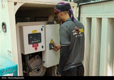 خدمت‌رسانی موکب علی بن باقر کاشان به زائران اربعین در کربلا