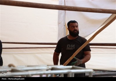خدمت‌رسانی موکب علی بن باقر کاشان به زائران اربعین در کربلا