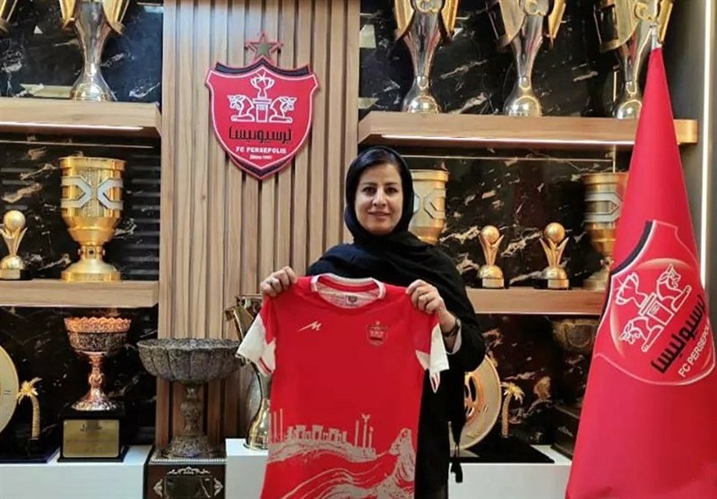 مریم آزمون سرمربی تیم فوتبال زنان پرسپولیس شد
