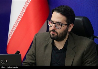 نشست خبری نماینده اراک در مجلس شورای اسلامی در آستانه روز خبرنگار