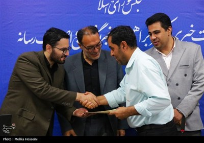 نشست خبری نماینده اراک در مجلس شورای اسلامی در آستانه روز خبرنگار