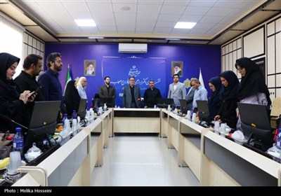 نشست خبری نماینده اراک در مجلس شورای اسلامی در آستانه روز خبرنگار