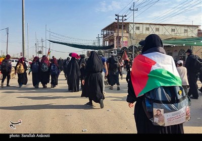 حال و هوای زائران و موکب داران اربعین حسینی در مسیر کربلا