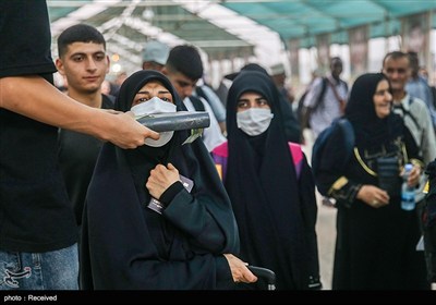 عبور زائران اربعین حسینی از مرز شلمچه
