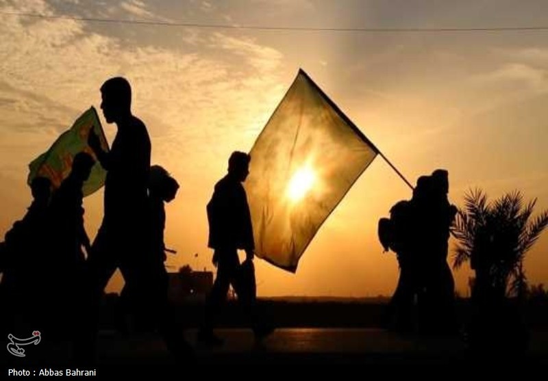 زائران بوشهری در کربلا/ از اشک‌های عاشقانه تا خدمت‌رسانی بی‌منت + تصاویر