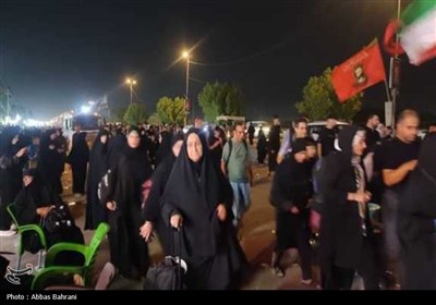 زائران بوشهری در کربلا؛ از اشک‌های عاشقانه تا خدمت‌رسانی بی‌منت