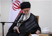 تعیین أحمدیان وشمخانی ممثلَین لقائد الثورة فی مجلس الدفاع