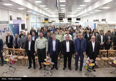 آیین رونمایی و بهره‌برداری از هواپیمایی اراک ایر