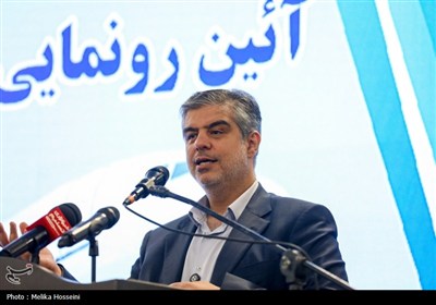 آیین رونمایی و بهره‌برداری از هواپیمایی اراک ایر