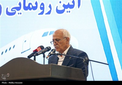 آیین رونمایی و بهره‌برداری از هواپیمایی اراک ایر