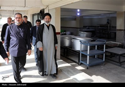 بازدید میدانی مسئولان حج و زیارت از خدمات به زائران در شهر مقدس سامرا