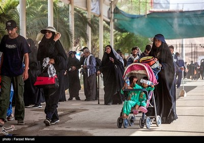 عبور زائران اربعین حسینی از مرز خسروی