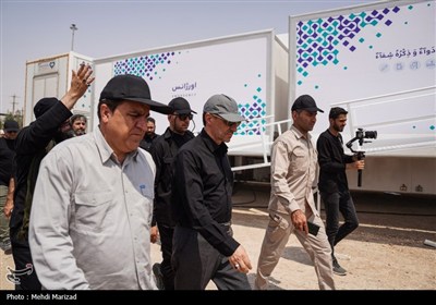 بازدید فتاح از روند خدمت‌رسانی ستاد اجرایی فرمان امام در مرز مهران