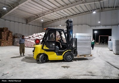 بازدید فتاح از روند خدمت‌رسانی ستاد اجرایی فرمان امام در مرز مهران