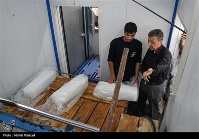 بازدید فتاح از روند خدمت‌رسانی ستاد اجرایی فرمان امام در مرز مهران