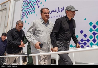 بازدید فتاح از روند خدمت‌رسانی ستاد اجرایی فرمان امام در مرز مهران
